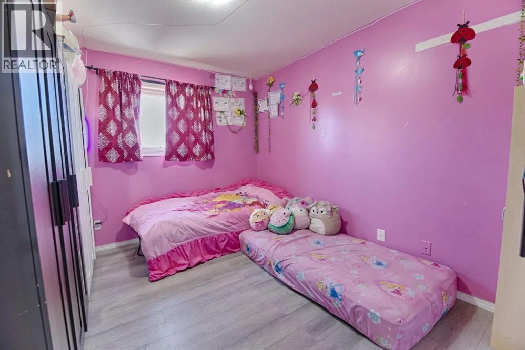 148 Jerry Potts Boulevard W
