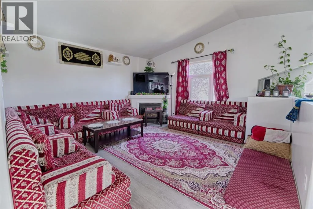 148 Jerry Potts Boulevard W