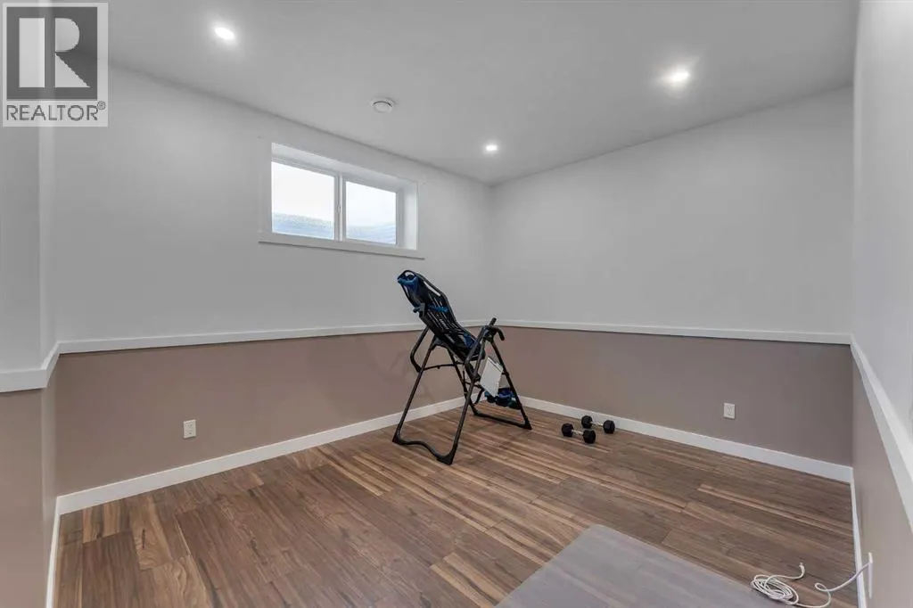 7 Waterford Heights