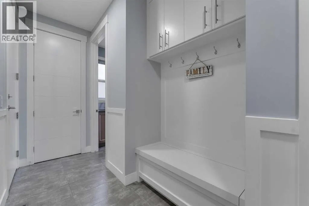 7 Waterford Heights