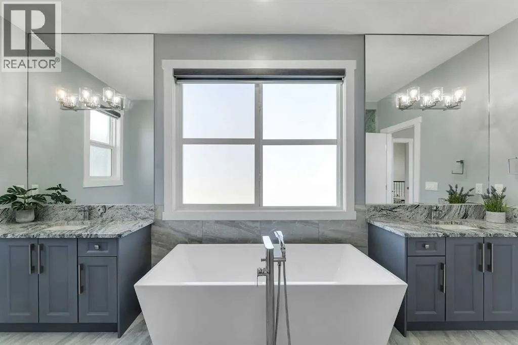 7 Waterford Heights