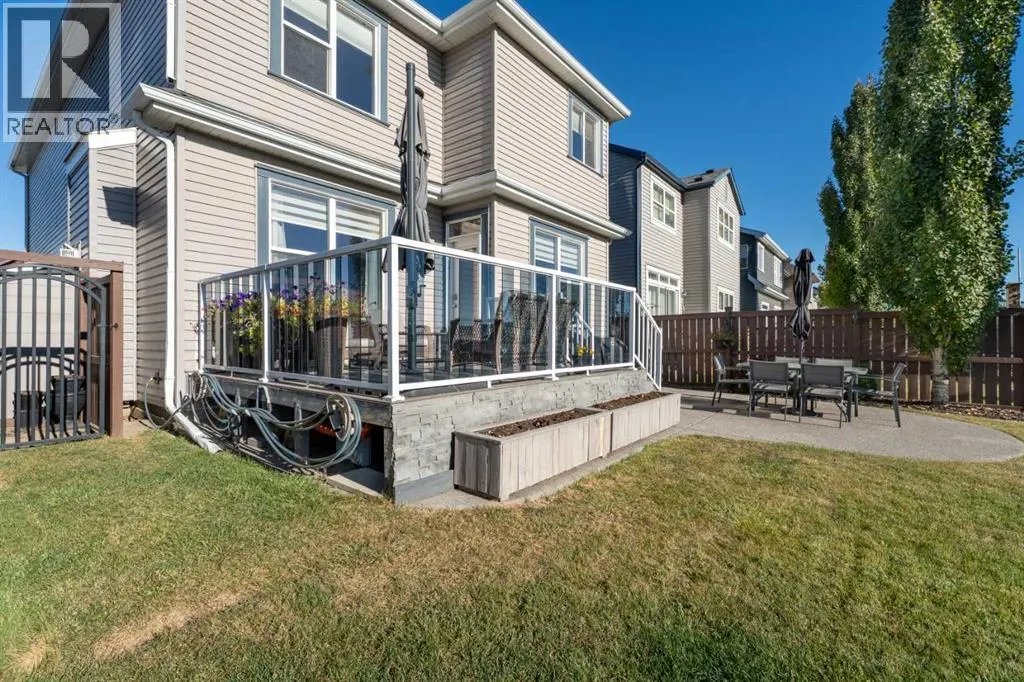 106 Copperstone Close SE