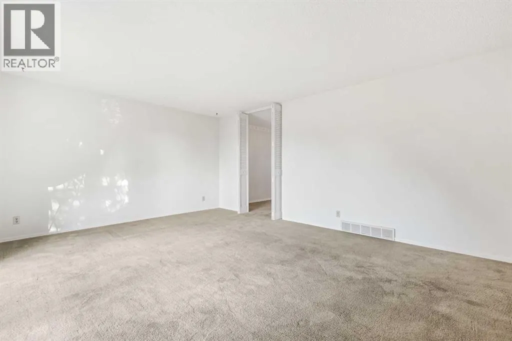 2416 Palliser Drive SW