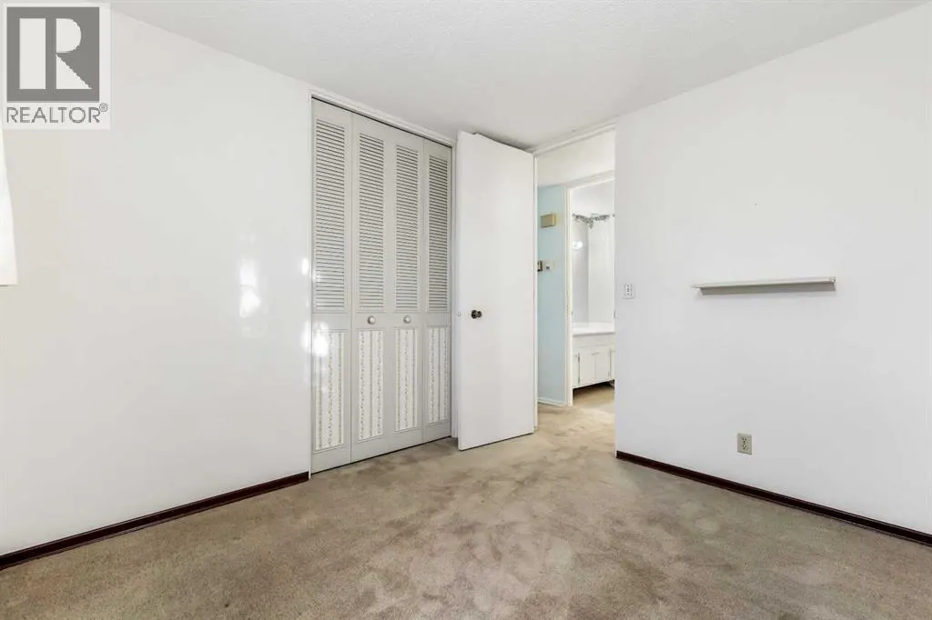 2416 Palliser Drive SW