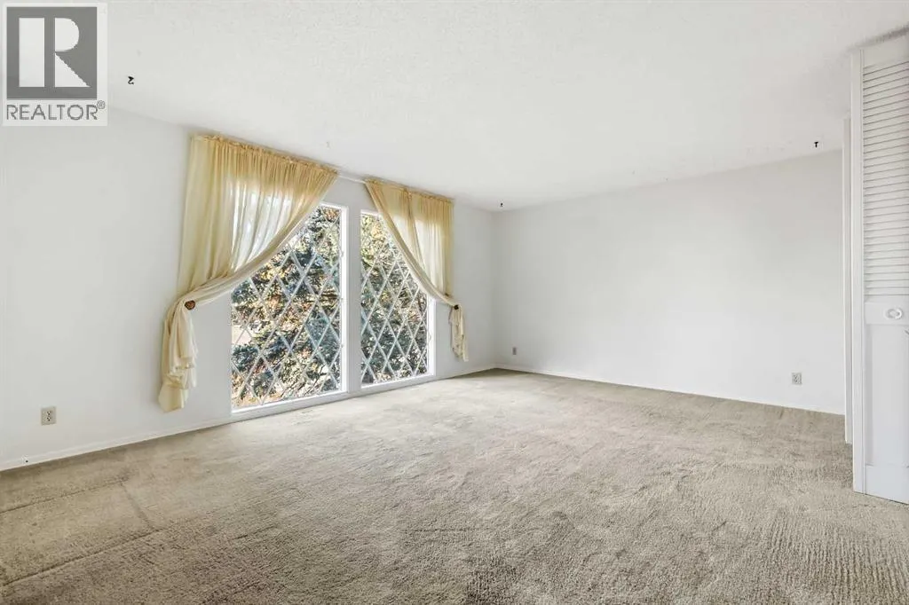 2416 Palliser Drive SW