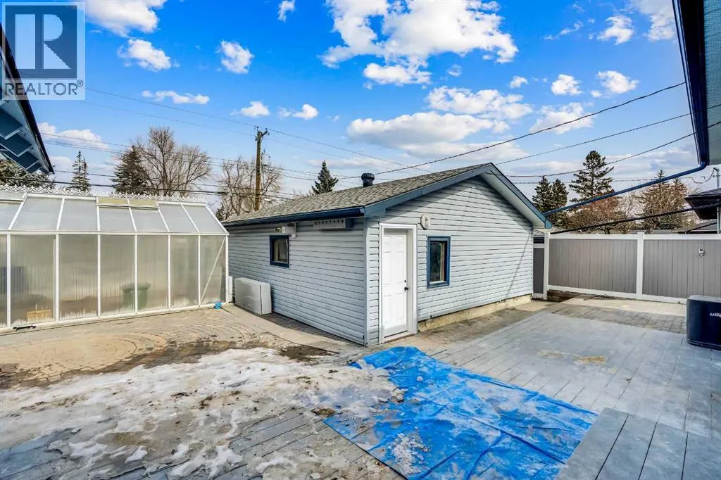 146 Springwood Drive SW