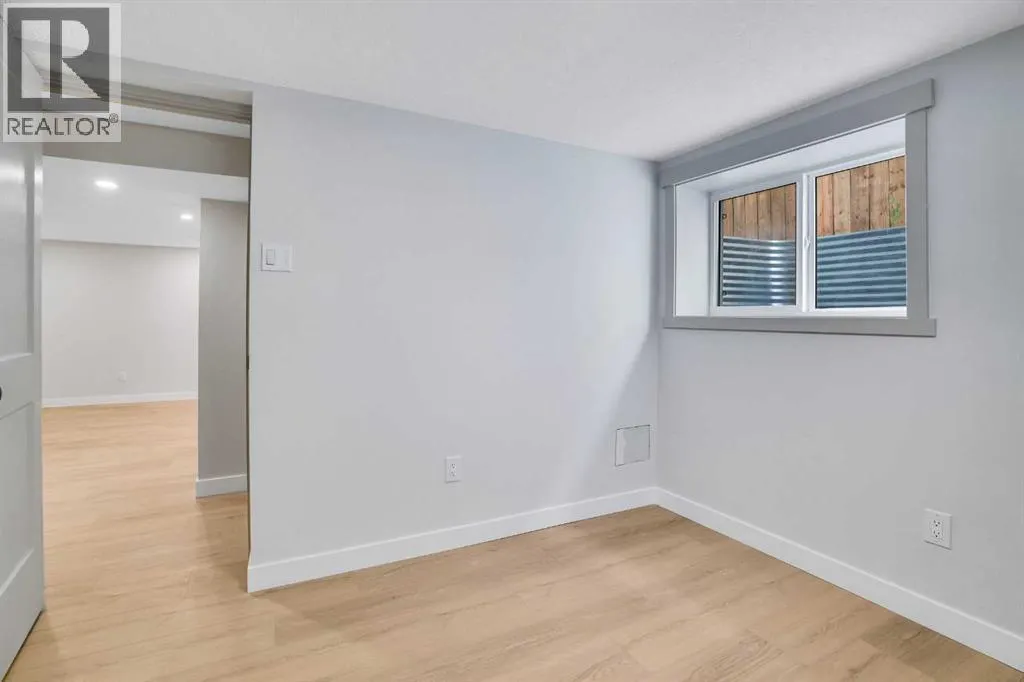 146 Springwood Drive SW