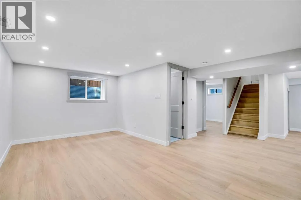 146 Springwood Drive SW