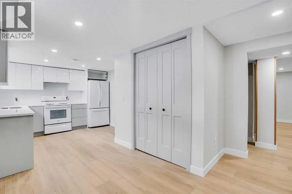 146 Springwood Drive SW