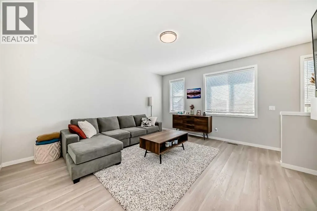 640 Copperstone Manor SE