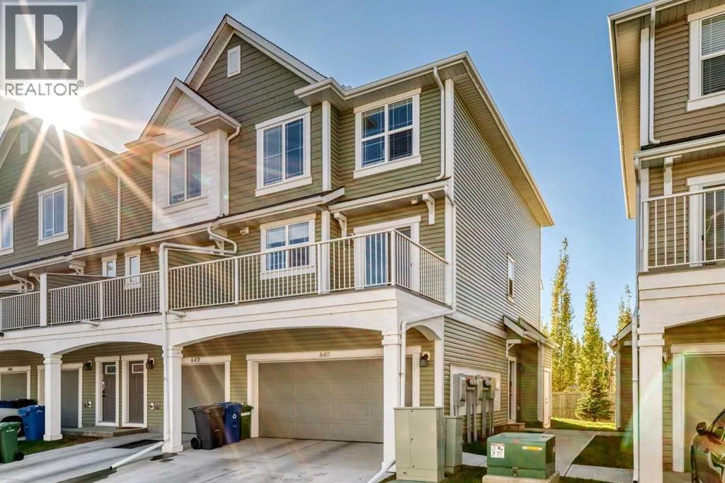 640 Copperstone Manor SE