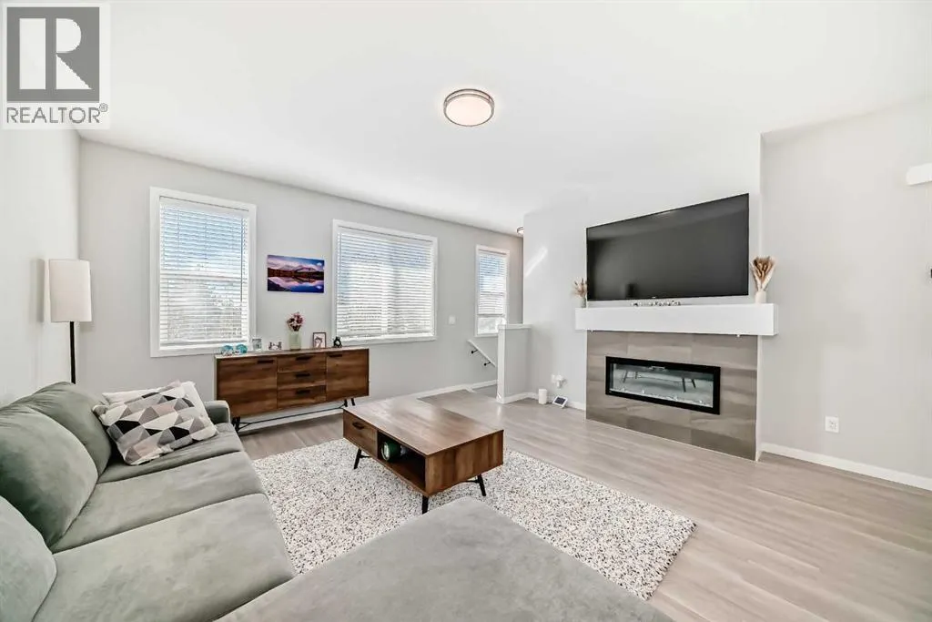 640 Copperstone Manor SE