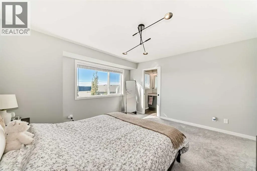 640 Copperstone Manor SE