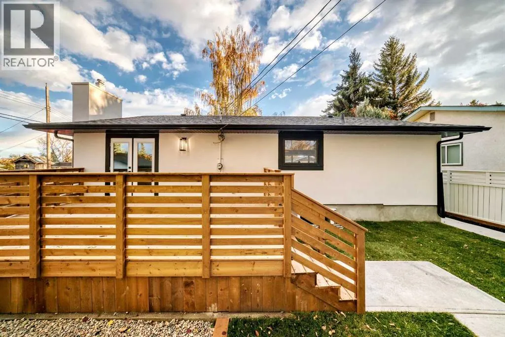 1163 Lake Wapta Road SE