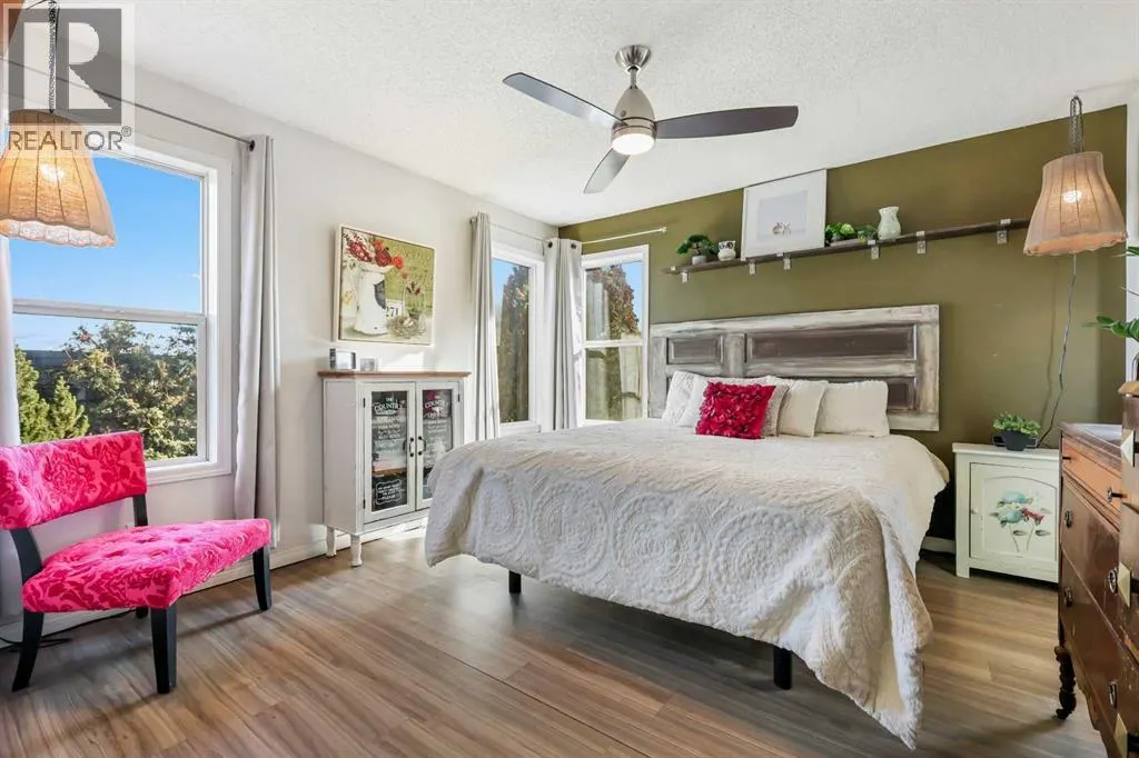 248 Douglas Ridge Green SE