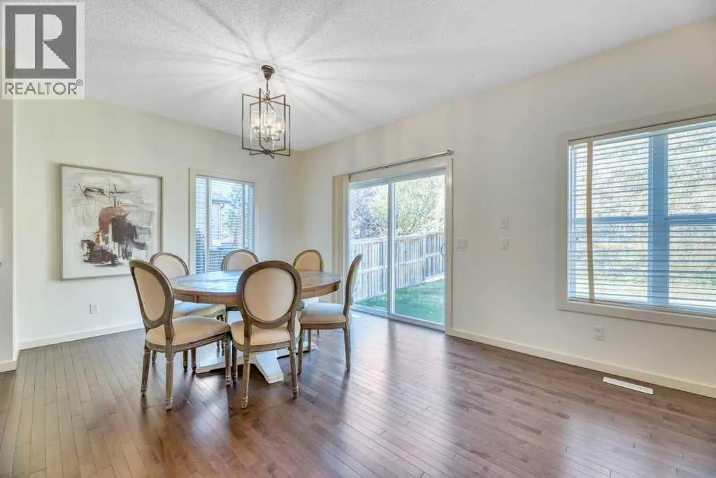 323 St Moritz Drive SW