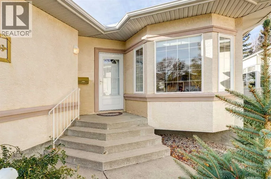 115, 3045 Fairway Street S