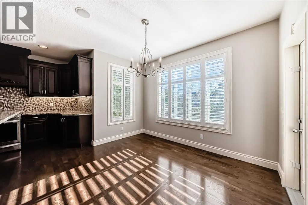 84 Evergreen Lane SW
