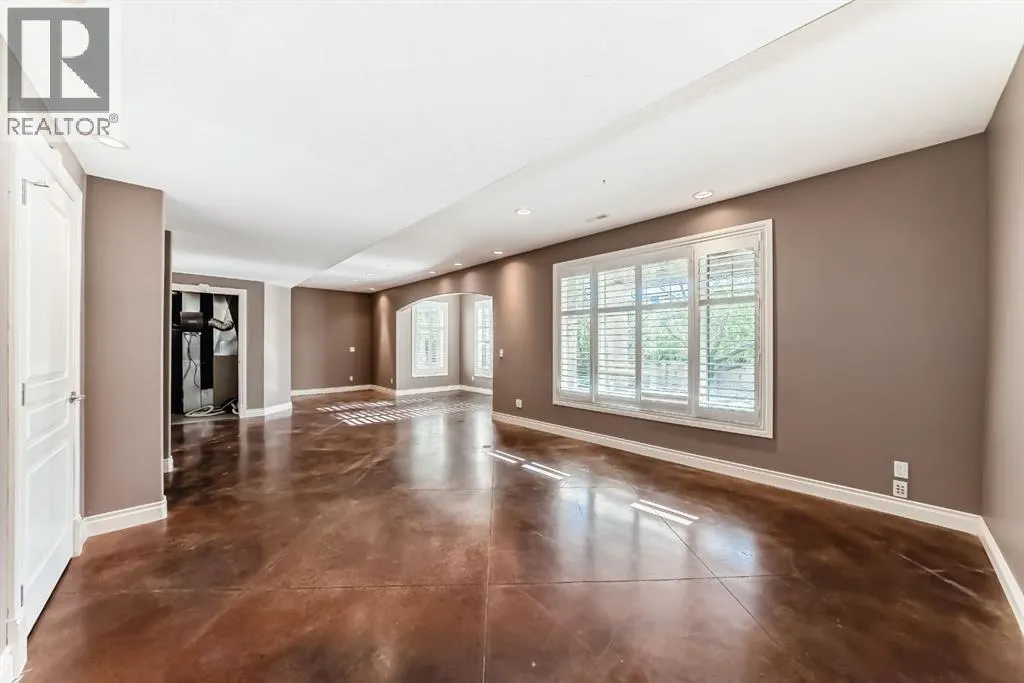 84 Evergreen Lane SW