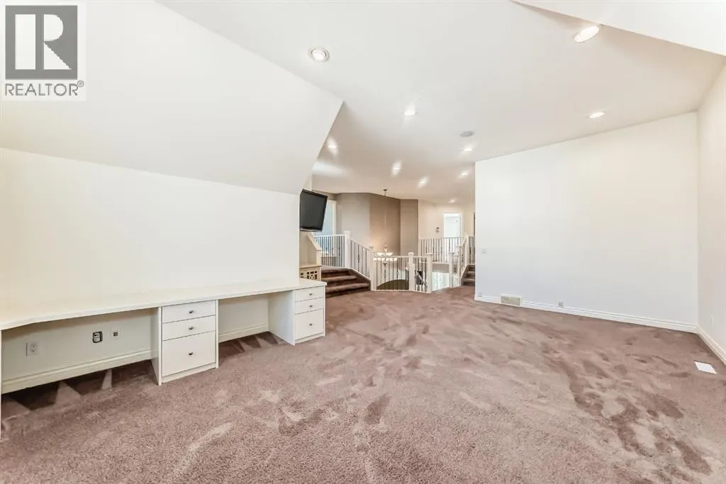 84 Evergreen Lane SW