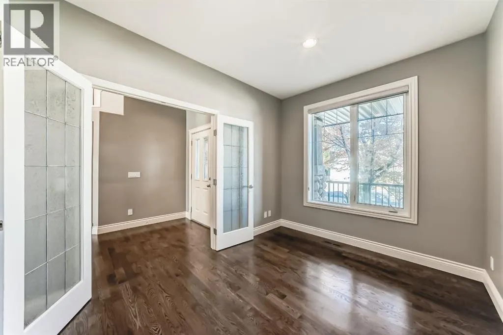 84 Evergreen Lane SW