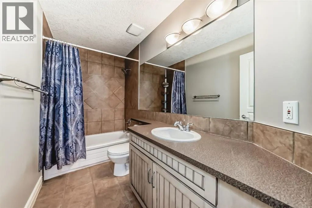 84 Evergreen Lane SW