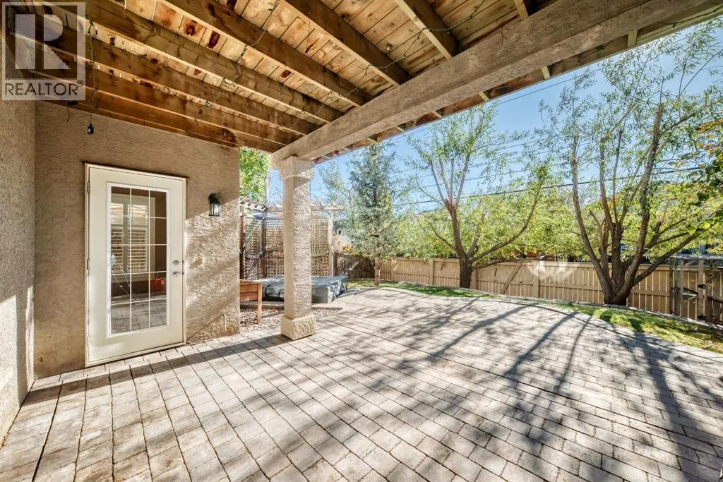 84 Evergreen Lane SW