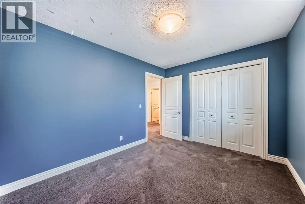 84 Evergreen Lane SW