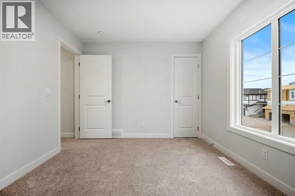 96 Amblefield Grove NW
