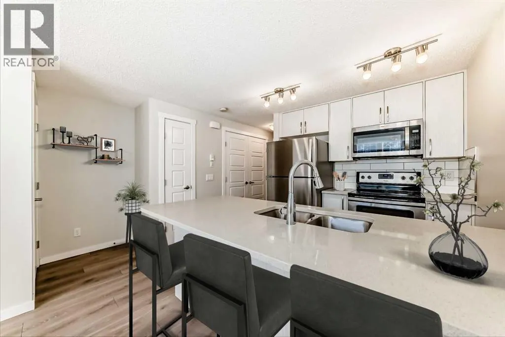 109 Cranbrook Square SE