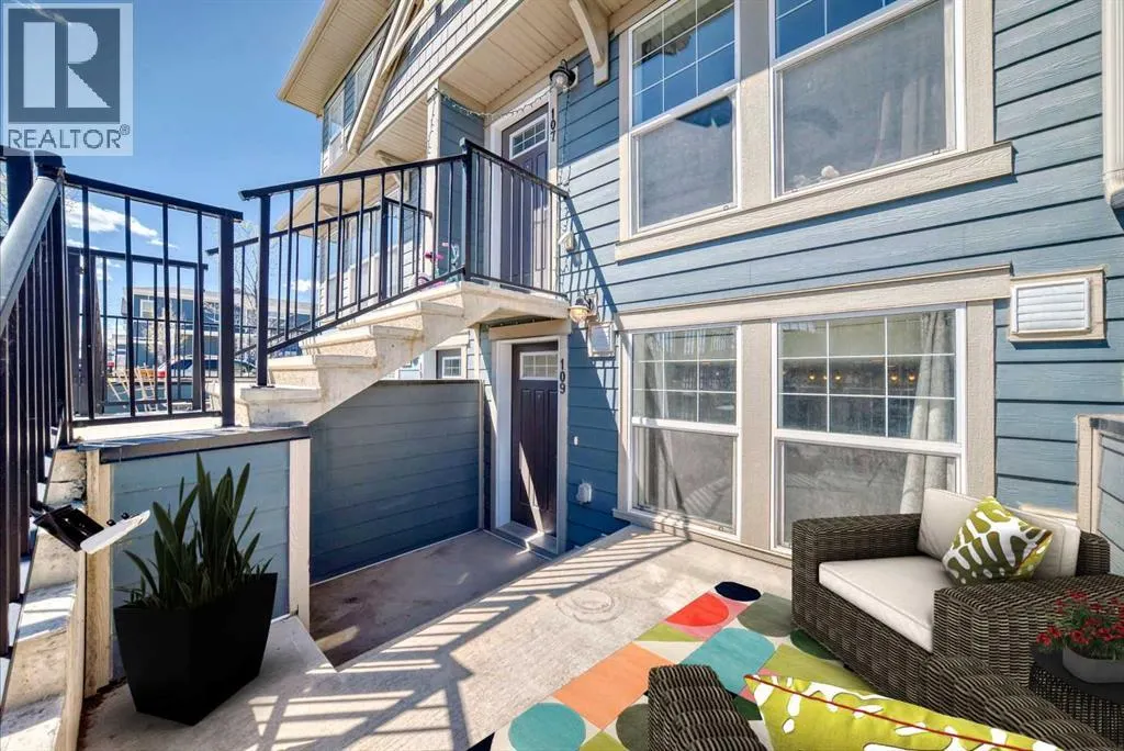 109 Cranbrook Square SE