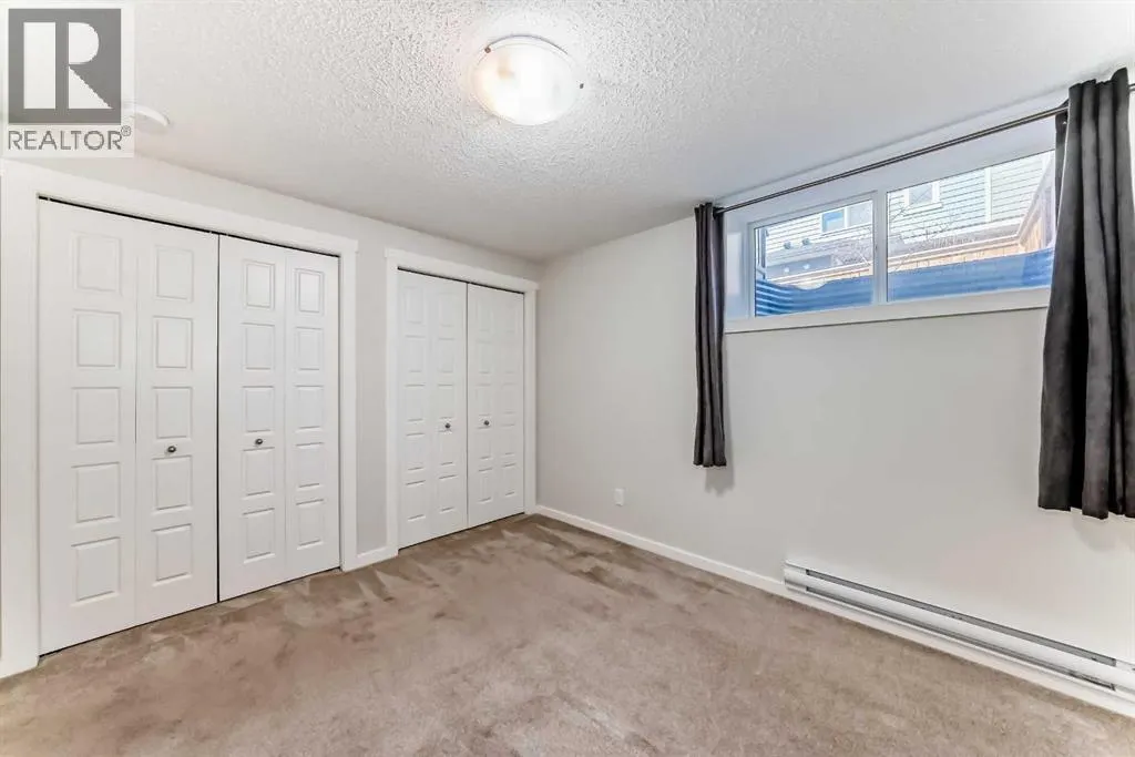 109 Cranbrook Square SE