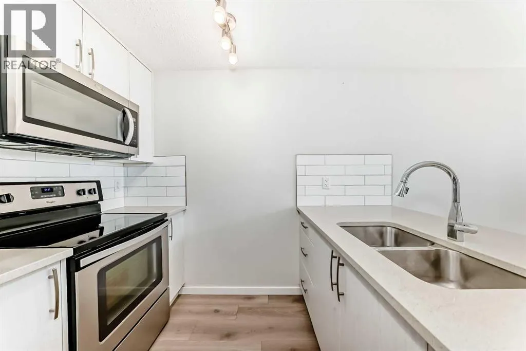 109 Cranbrook Square SE