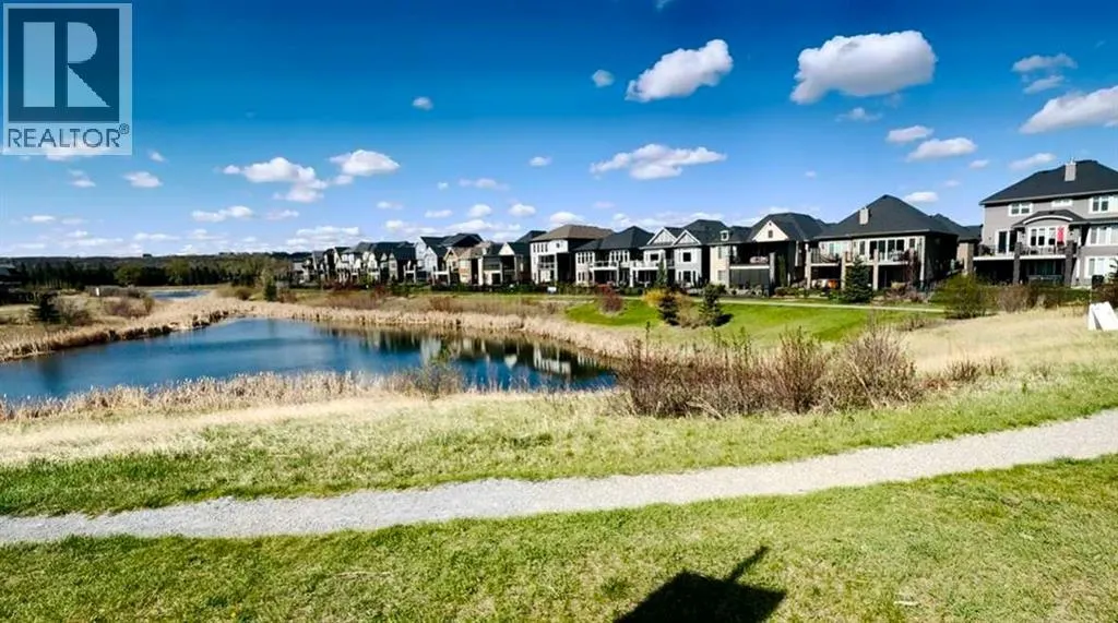 109 Cranbrook Square SE