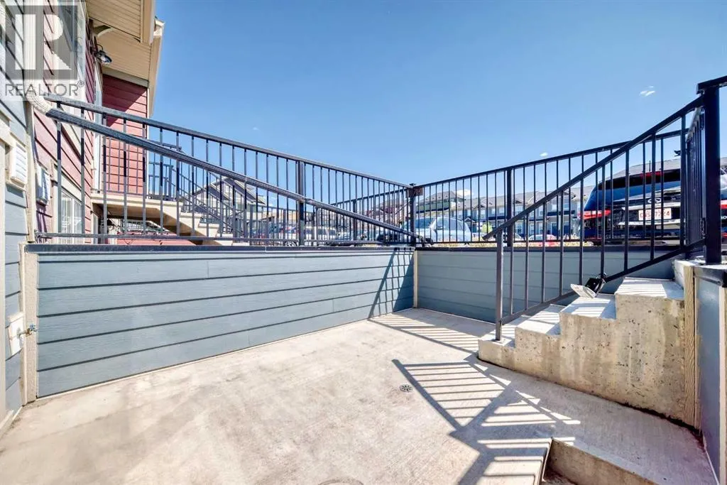 109 Cranbrook Square SE