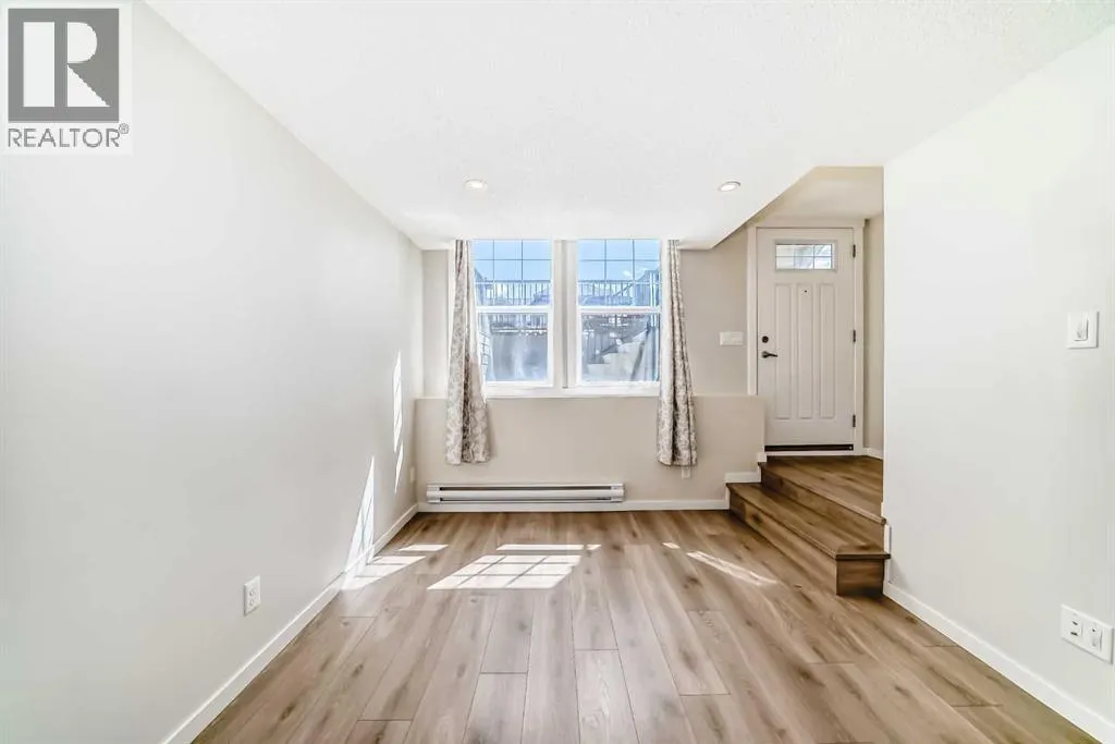 109 Cranbrook Square SE