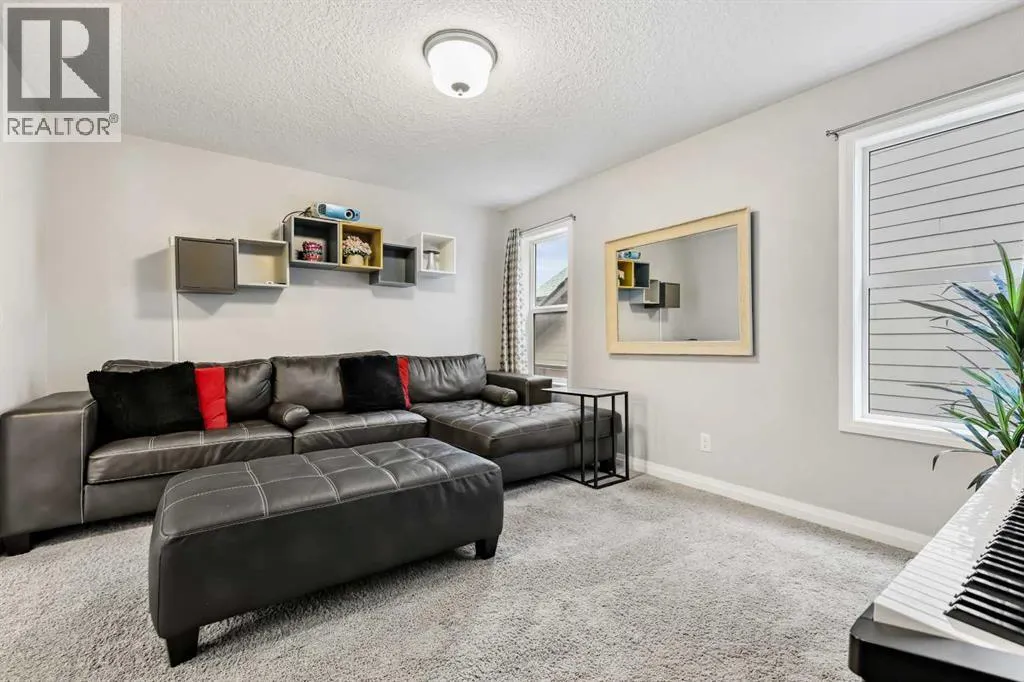 154 Masters Point SE