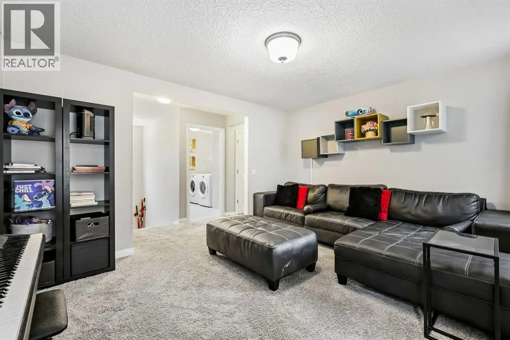 154 Masters Point SE