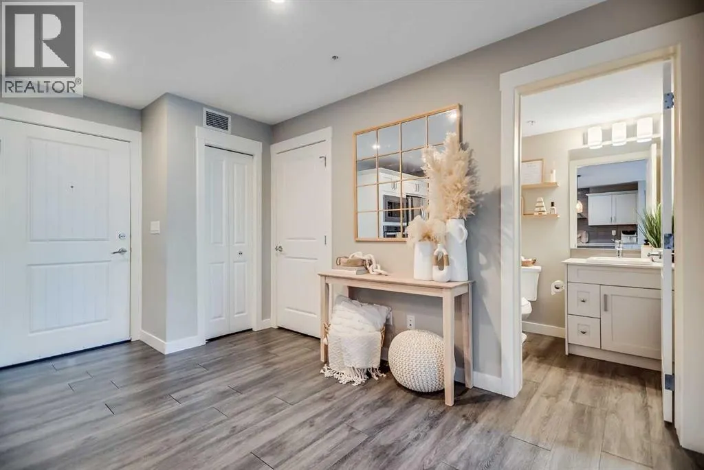 221, 110 Auburn Meadows View SE