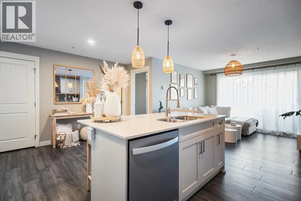 221, 110 Auburn Meadows View SE