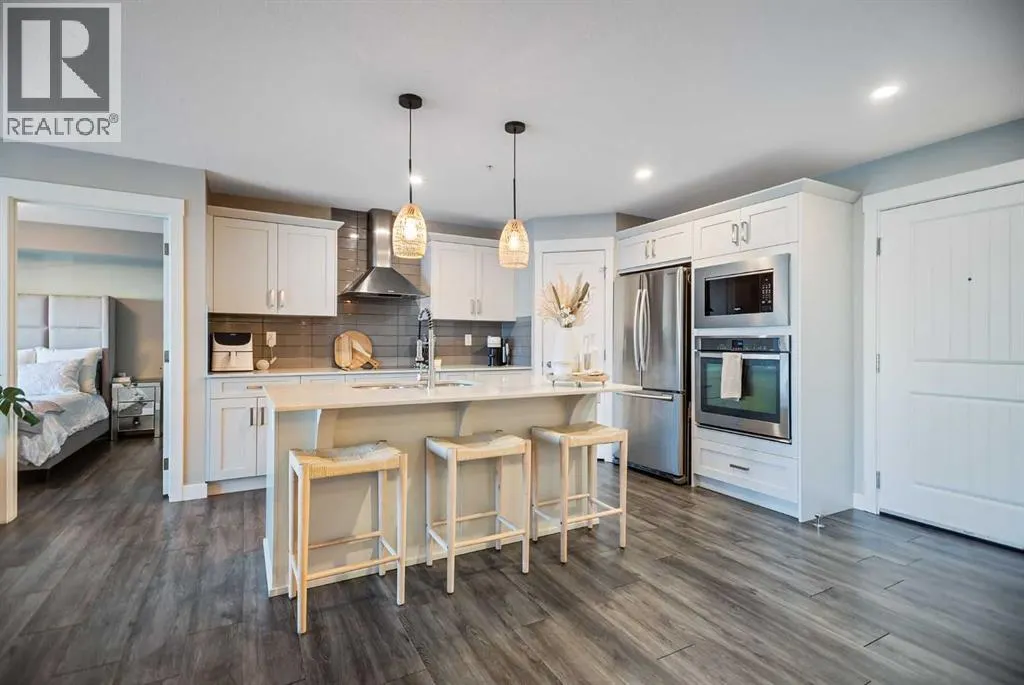 221, 110 Auburn Meadows View SE