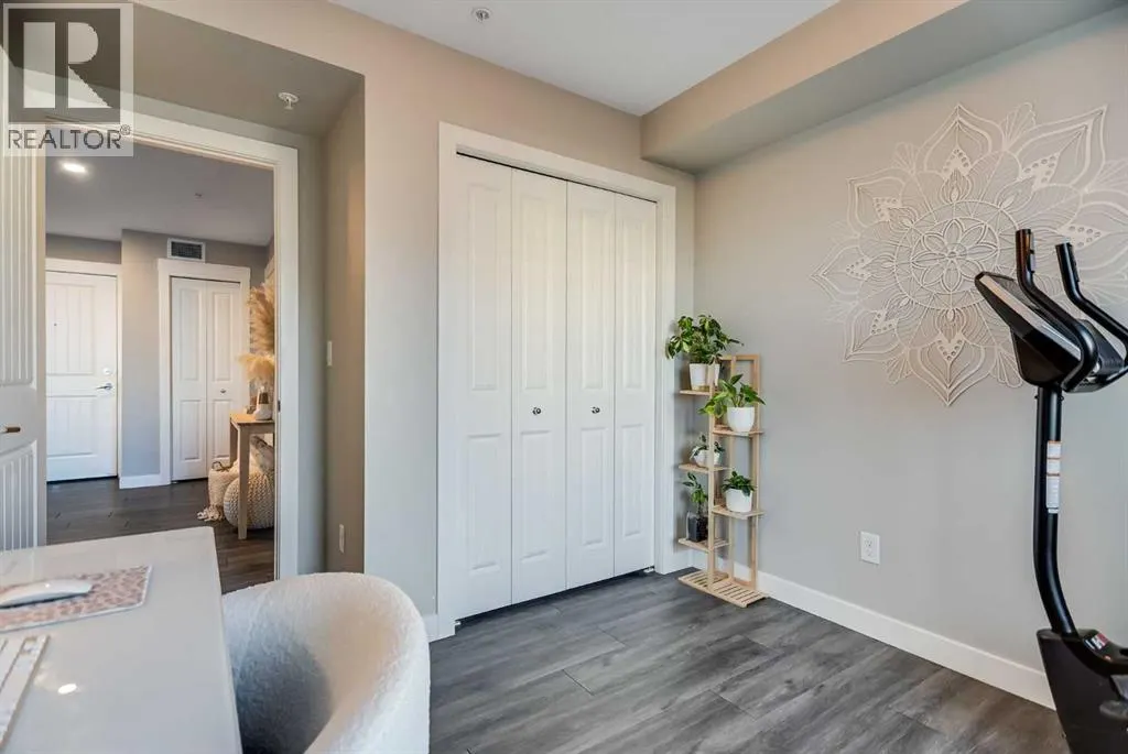 221, 110 Auburn Meadows View SE