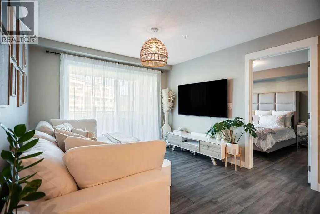 221, 110 Auburn Meadows View SE