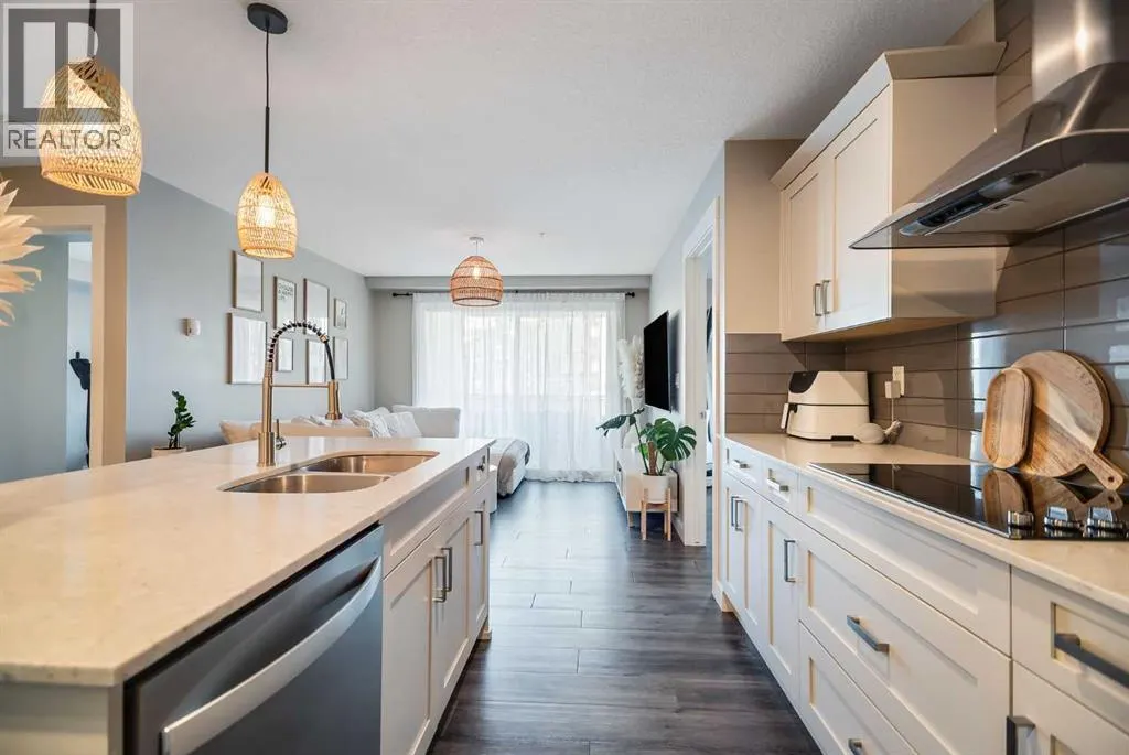 221, 110 Auburn Meadows View SE