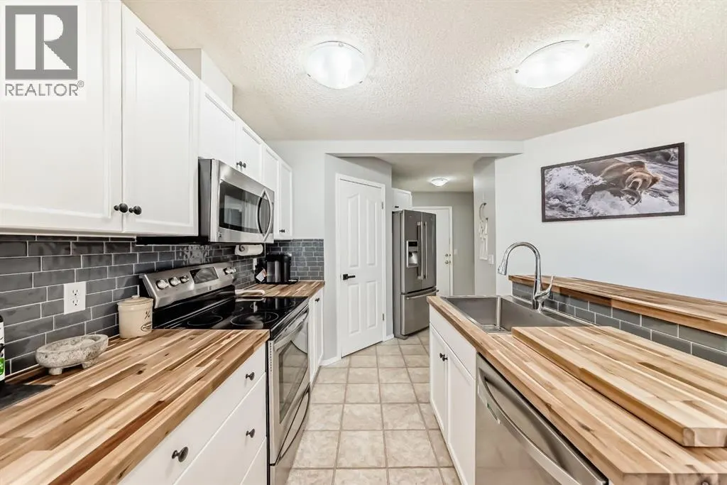 8, 122 Bow Ridge Crescent