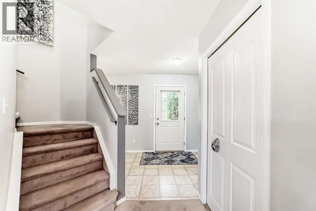 8, 122 Bow Ridge Crescent