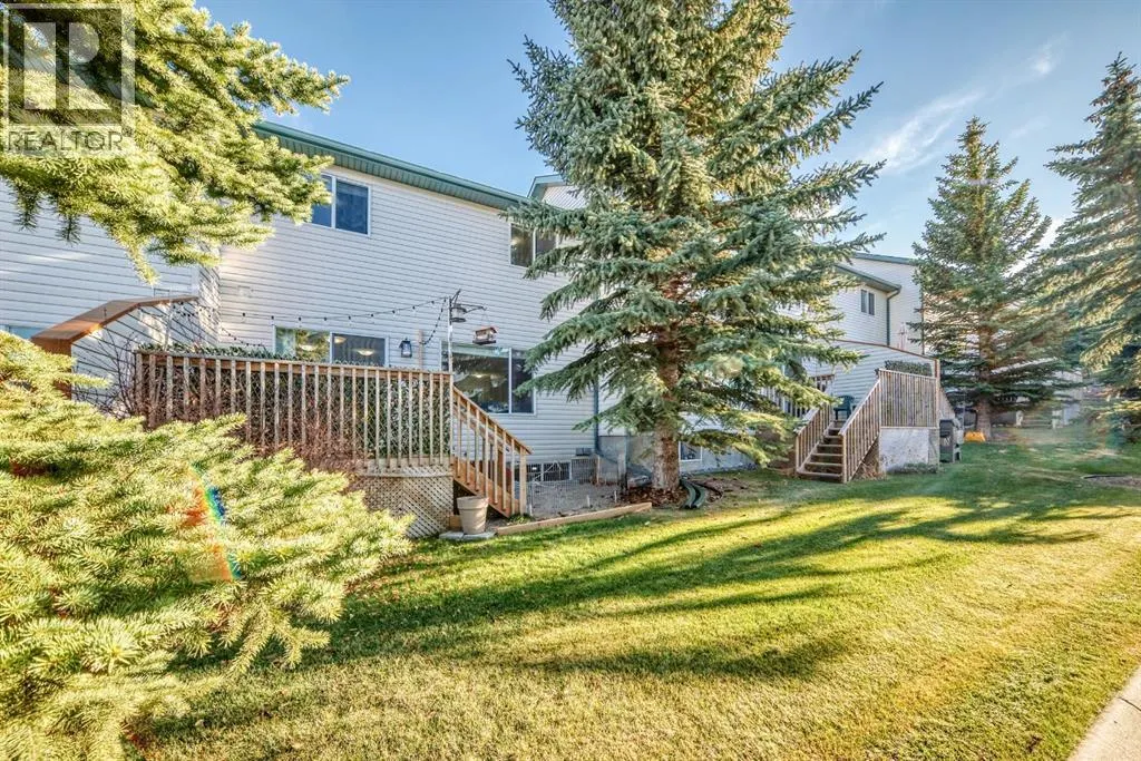 8, 122 Bow Ridge Crescent