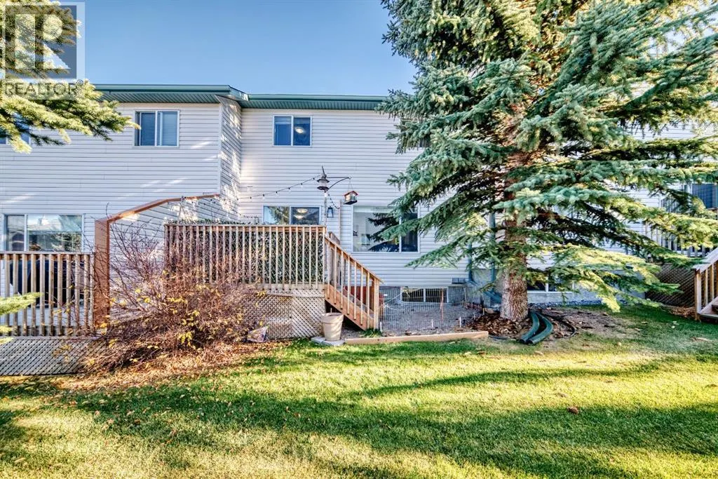 8, 122 Bow Ridge Crescent