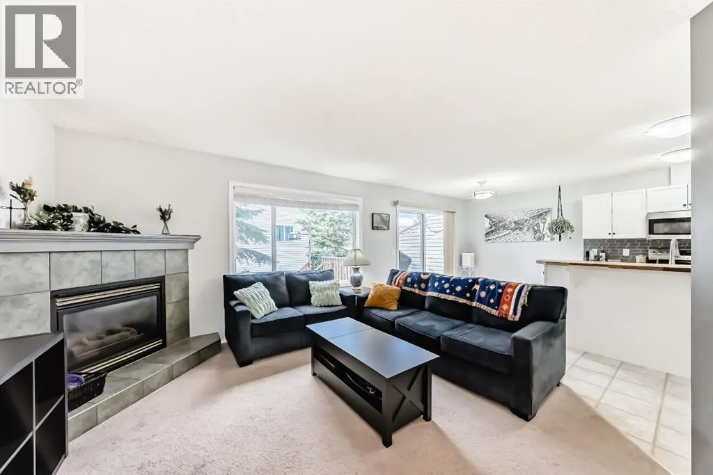 8, 122 Bow Ridge Crescent