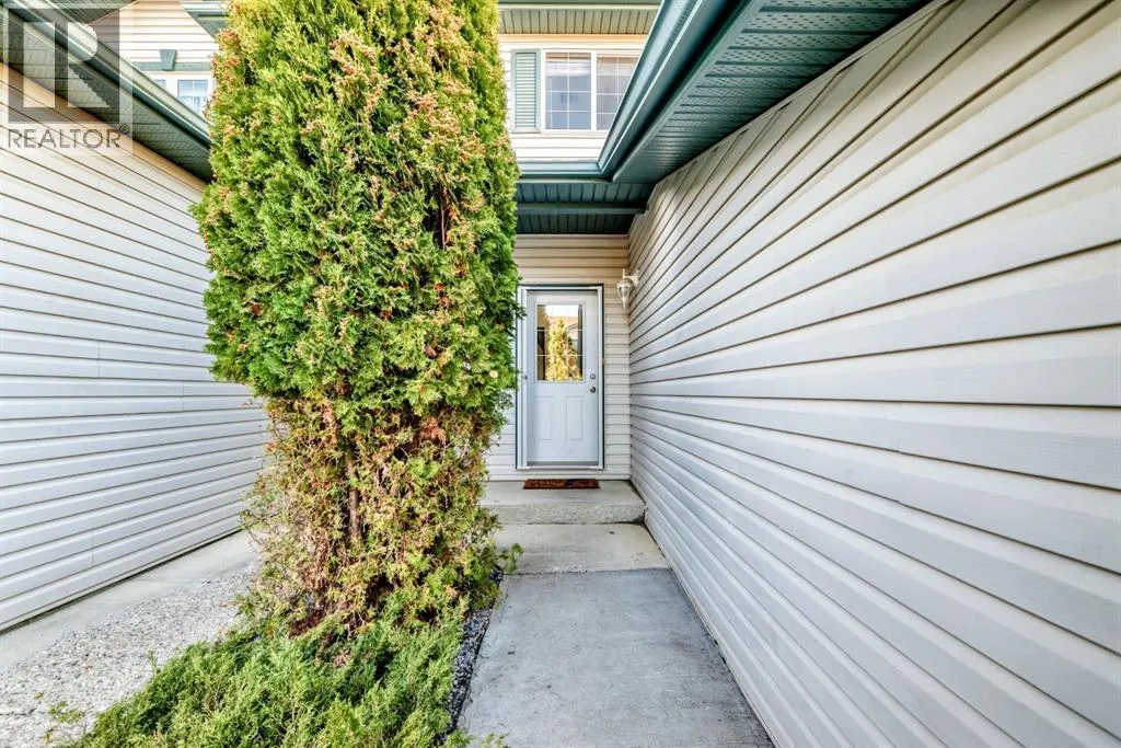8, 122 Bow Ridge Crescent